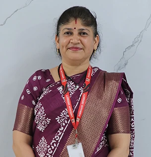 Dr Divya Tyagi