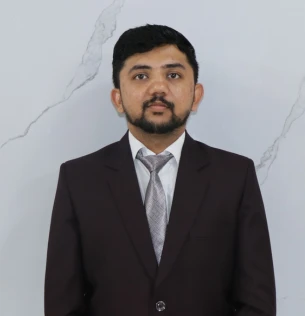 Dr. Hitesh