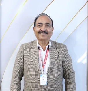 Dr. Narain Prakash Giri